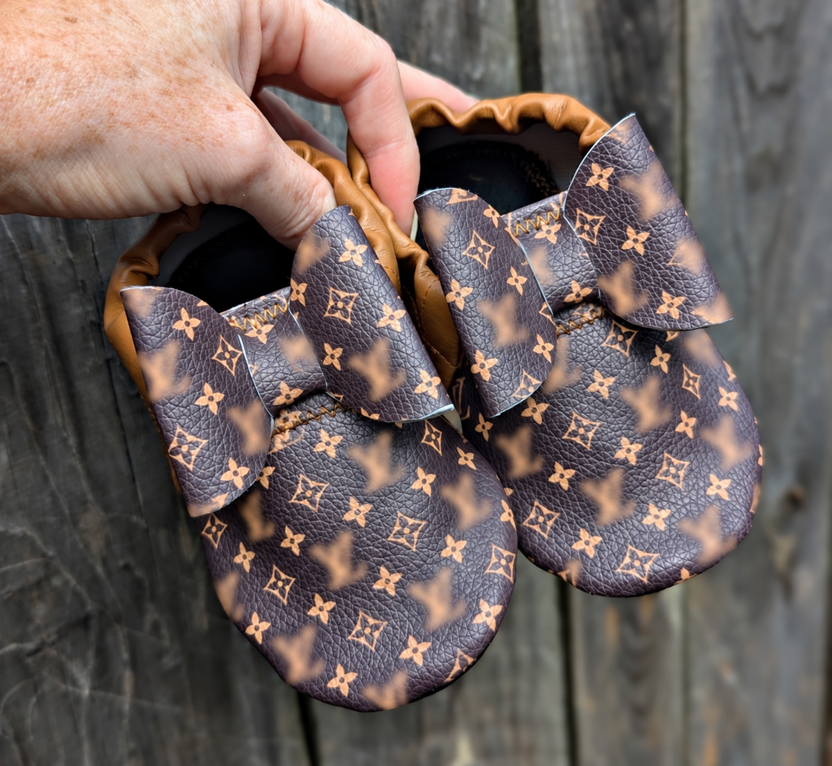 BOUJEE