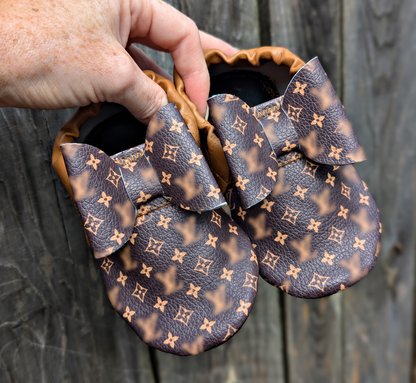BOUJEE