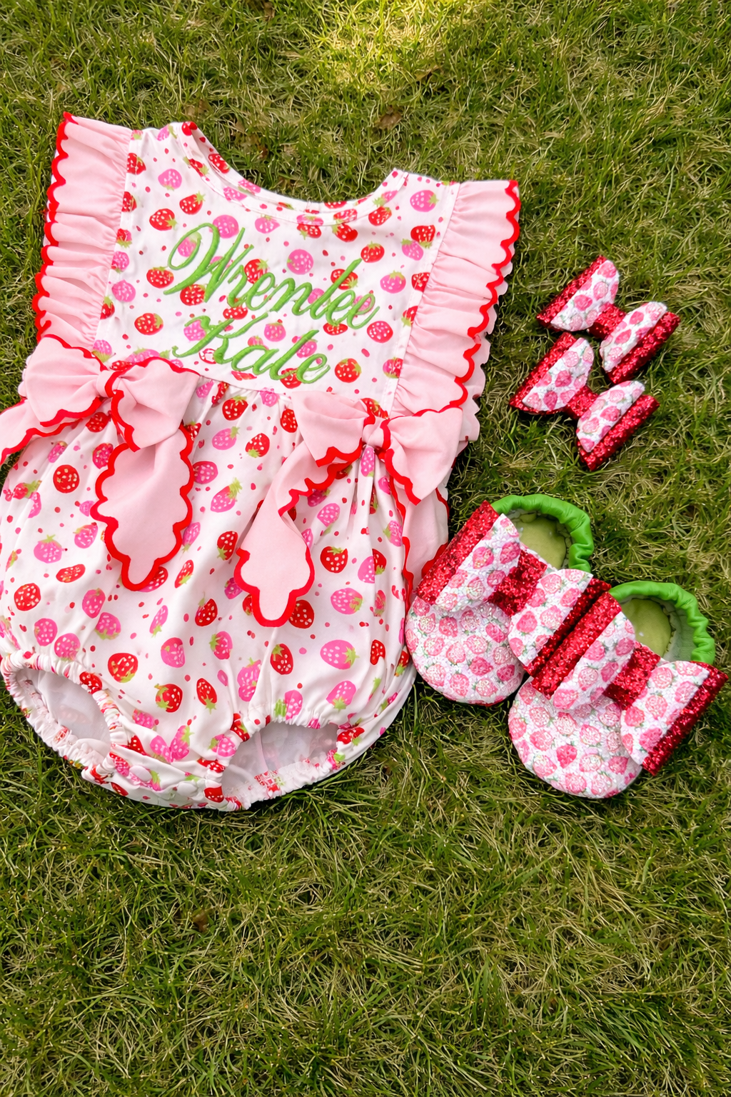 Strawberry patch bubble