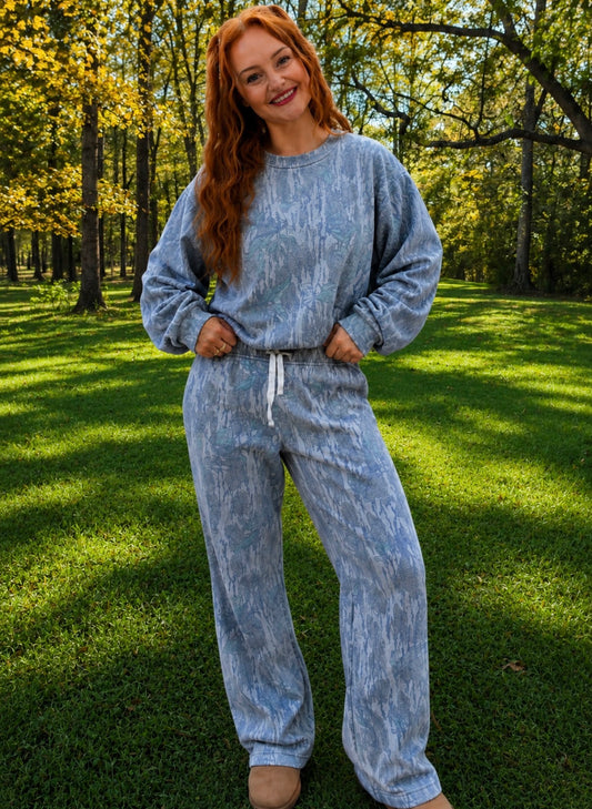 Bottomland crew and pants set