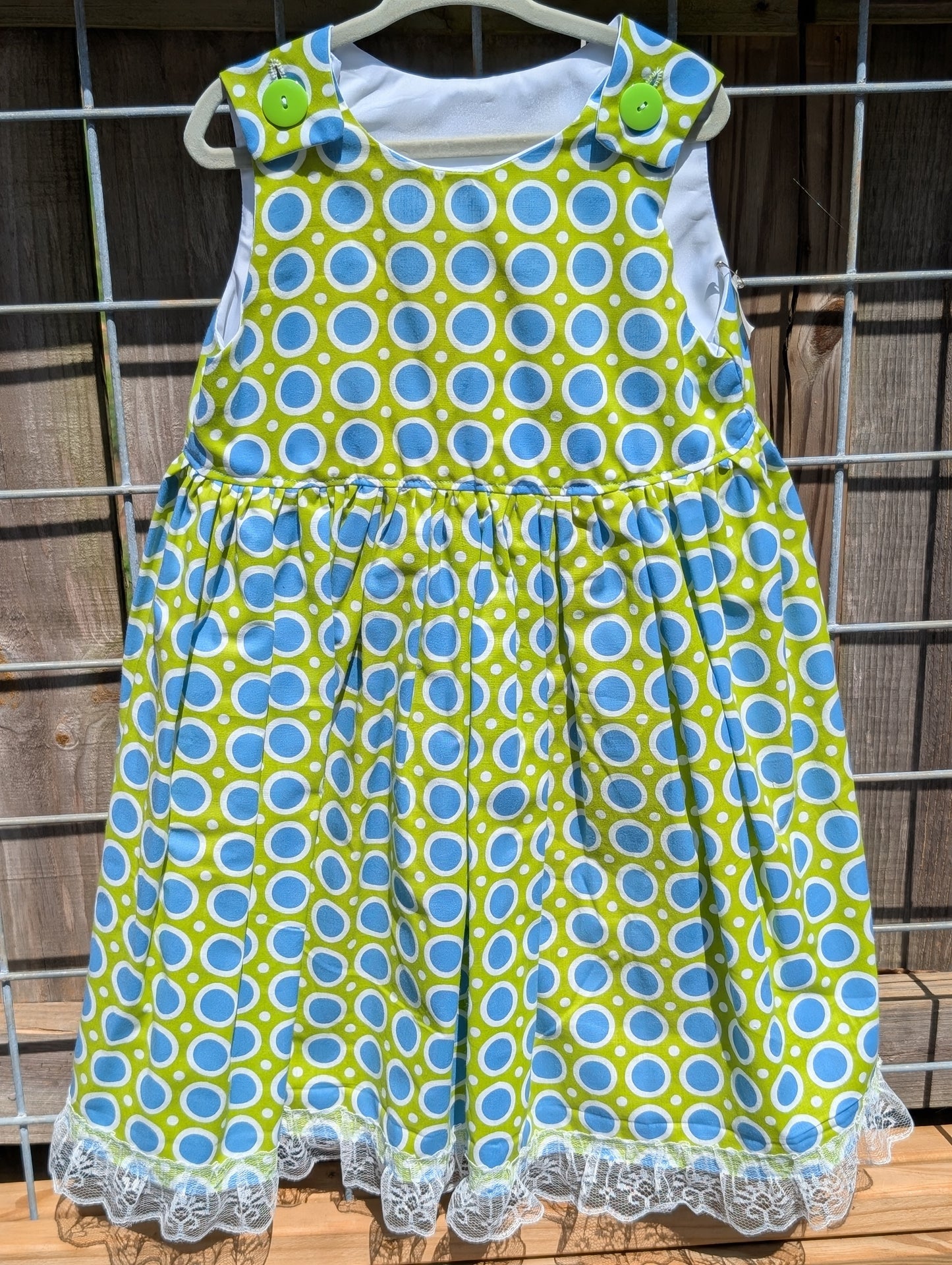Lime dots